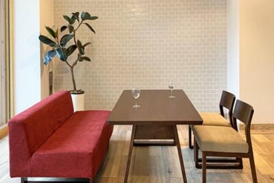 Sofa dining for a relaxing time