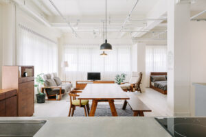 SOURCE l SHOWROOM-10