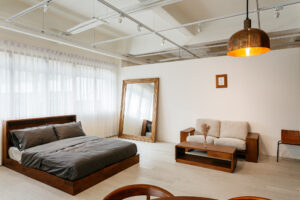 SOURCE l SHOWROOM-63